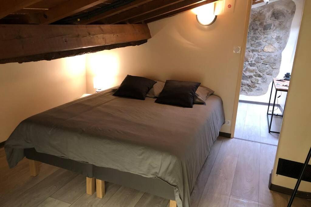 ויילפרנץ'-דה-קונפלן Les Maisons Du Conflent, Maisons Familiales En Pierre Au Coeur Des Remparts מראה חיצוני תמונה