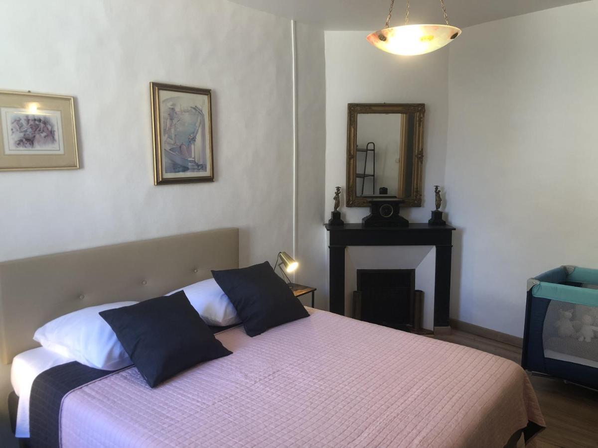 ויילפרנץ'-דה-קונפלן Les Maisons Du Conflent, Maisons Familiales En Pierre Au Coeur Des Remparts מראה חיצוני תמונה